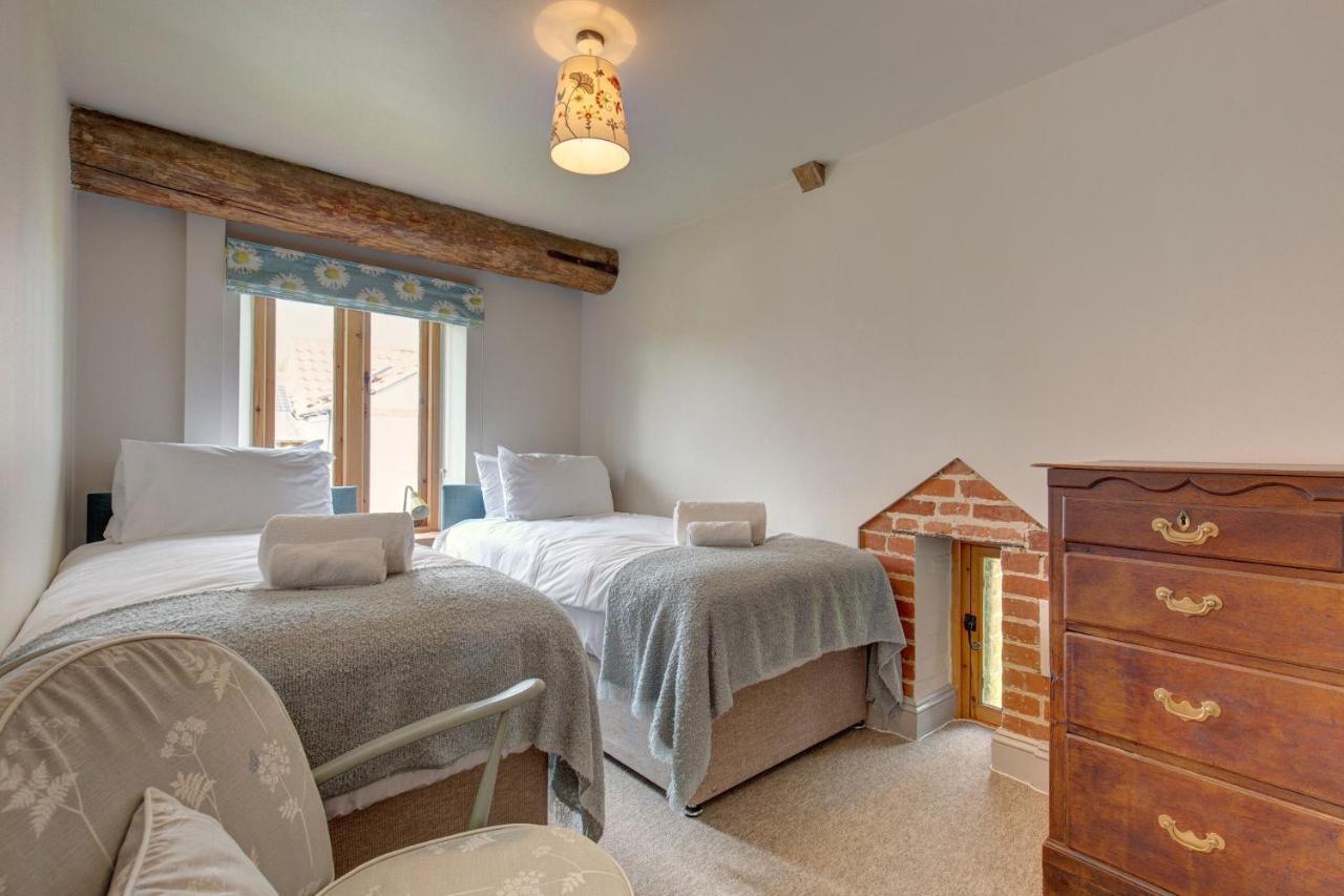 Williams Barn Vila West Beckham Exterior foto