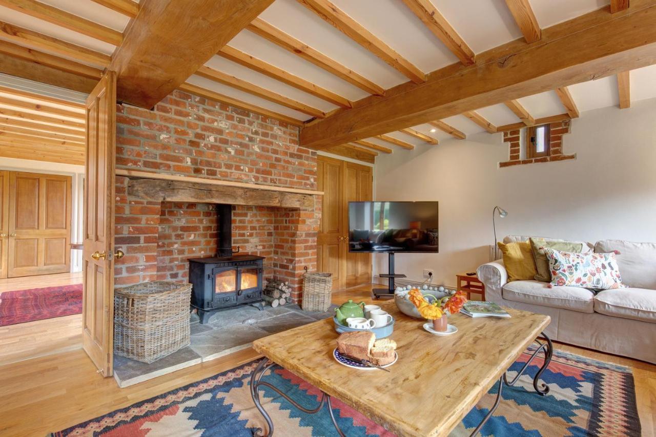 Williams Barn Vila West Beckham Exterior foto